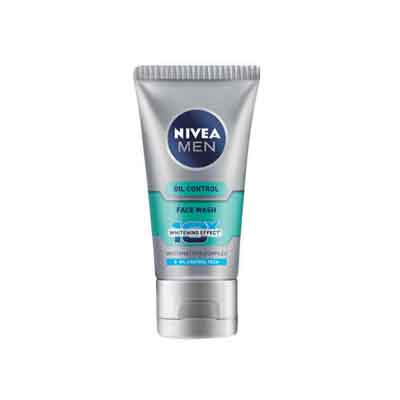 Nivea Advanced Whiteclean Oil Control Face Wash